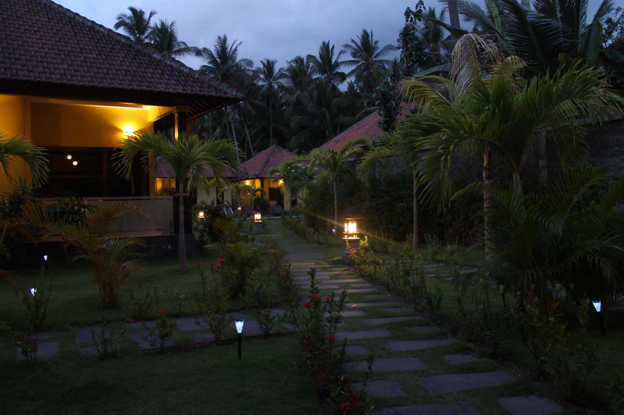 Arco Iris Boutique & Restaurant Holiday park Candi Dasa (Bali)